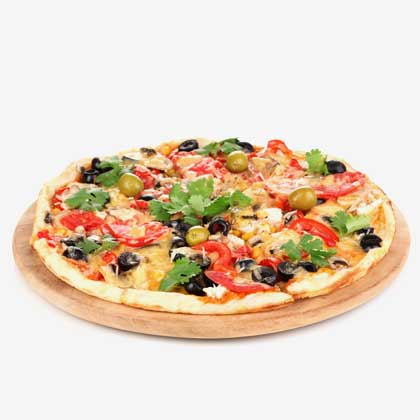 Pizza sauce tomate ou crème fraîche